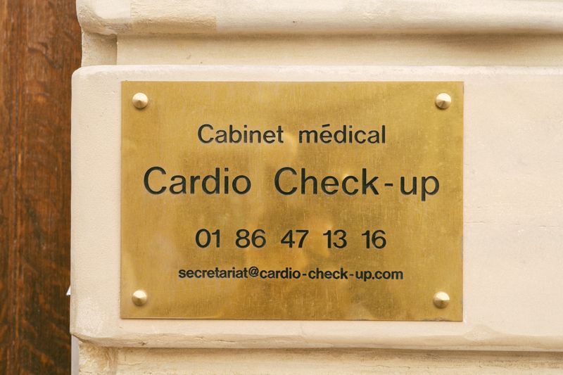 Plaque du cabinet médical Cardio Check-up